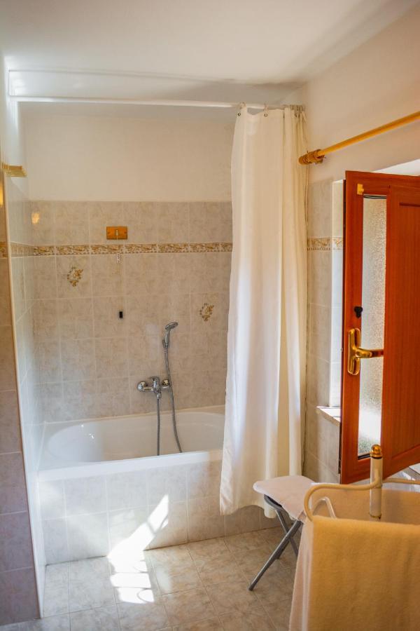 La Voce Del Vento Guest house *